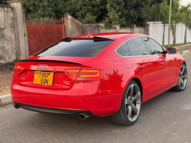Bei ya Audi A5 2015 Sokoni Dar es Salaam Tanzania