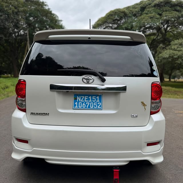 Magari Sokoni Toyota Rumion ya Bei Poa 2012