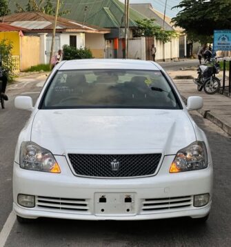 Bei Ya Toyota Crown 2005 Sokoni Dar es Salaam Tanzania