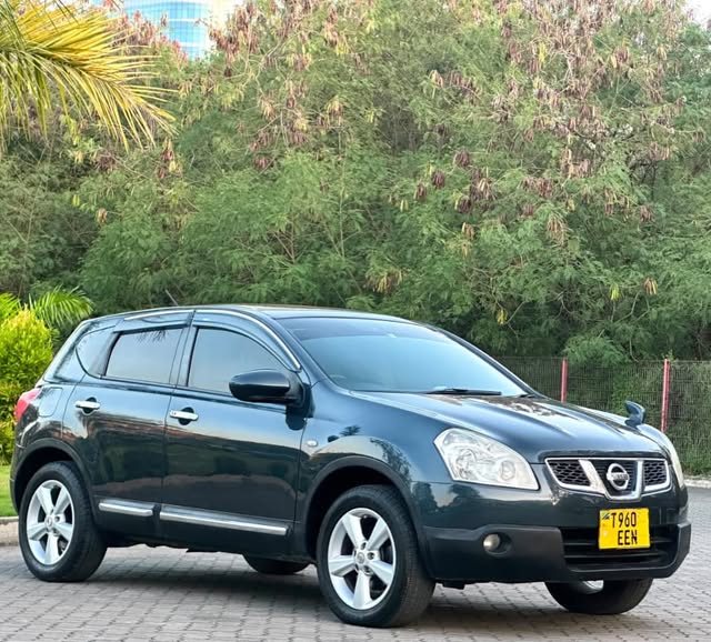 Magari Used Nissan Dualis 2011 Dar es Salaam Tanzania