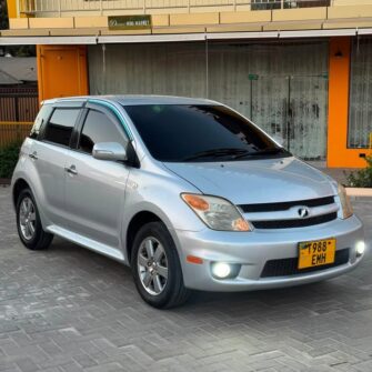 Bei Ya Toyota IST 2005 Sokoni Dar es Salaam Tanzania