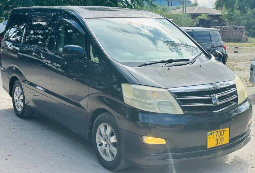Toyota Alphard 2006 for Sale in Dar es Salaam