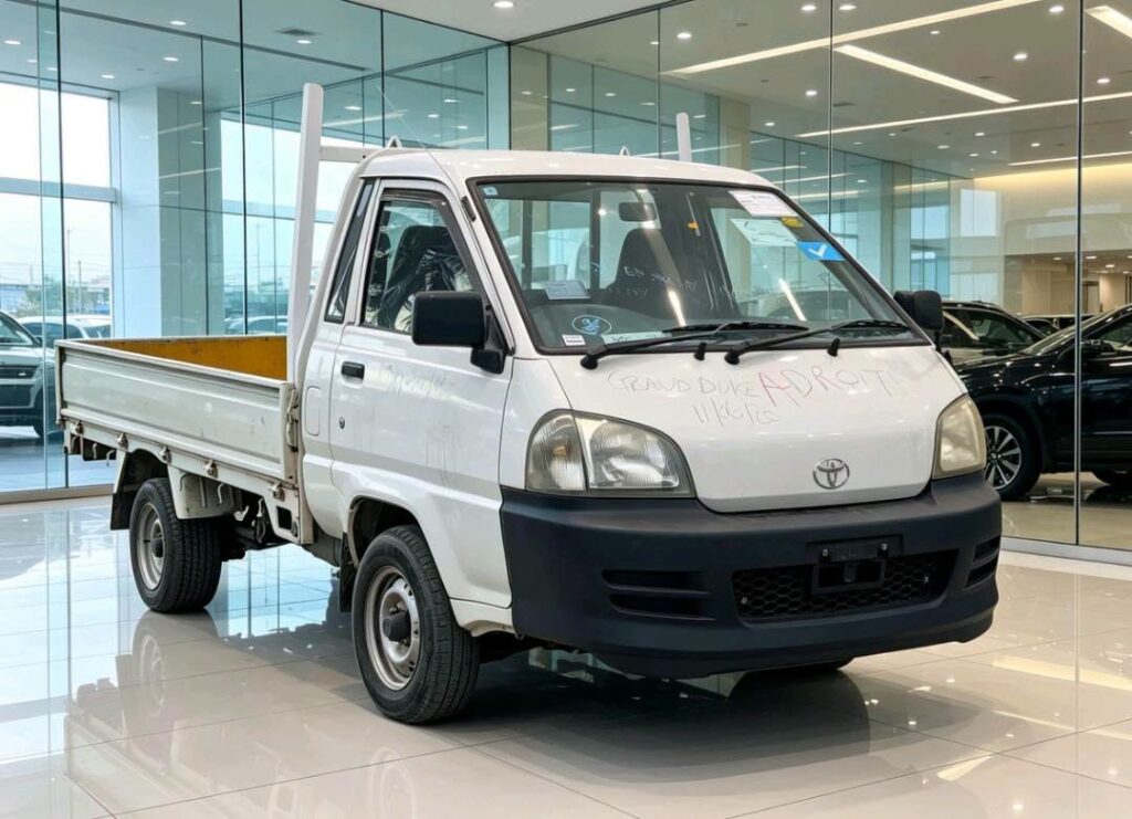 Toyota TownAce bei poa sokoni Dar es Salaam Tanzania