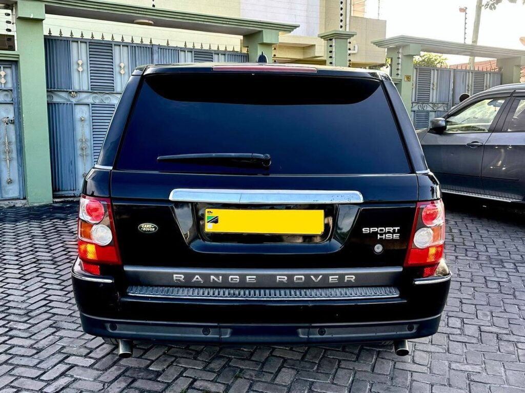 Land Rover Range Rover Sport bei poa sokoni Dar es Salaam Tanzania