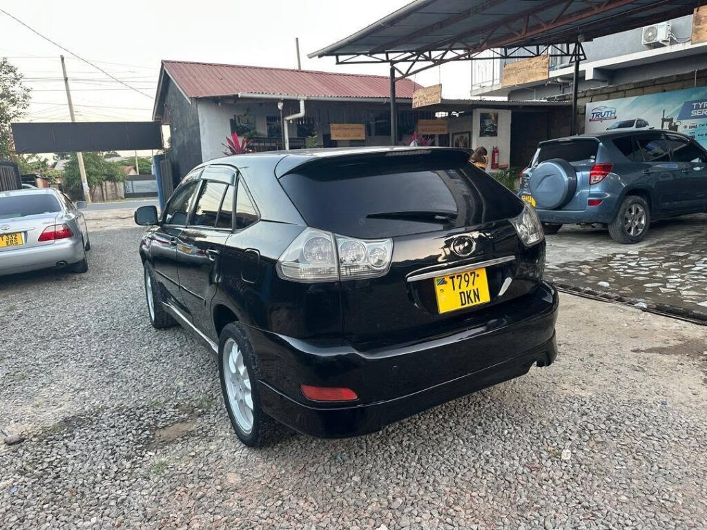 Magari Used Toyota Harrier 2007 Dar es Salaam Tanzania