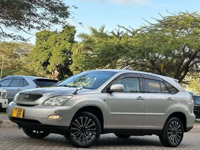 Magari Sokoni Toyota Harrier ya Bei Poa 2007