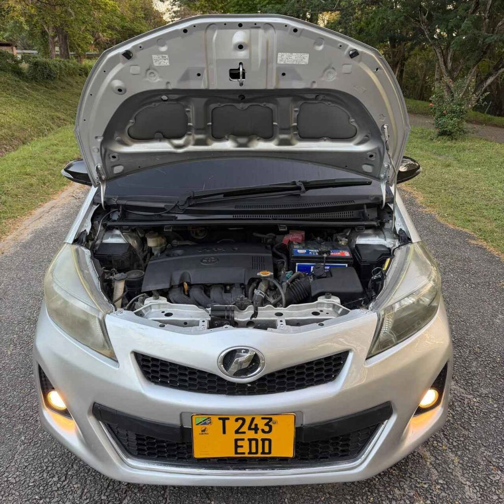 Price Toyota Vitz 2012 for Sale in Dar es Salaam