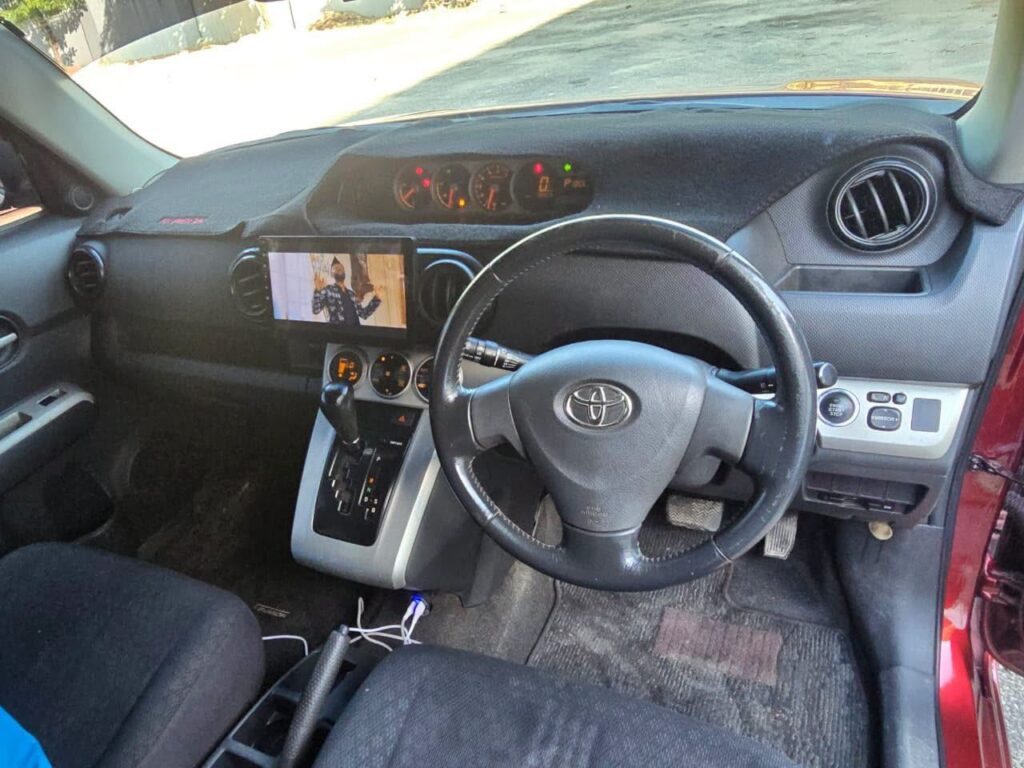 Magari Used Toyota Rumion 2008 Mbeya Tanzania
