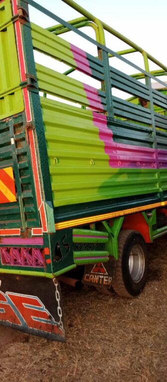 Bei Ya Mitsubishi Canter 2000 Sokoni Zanzibar Tanzania