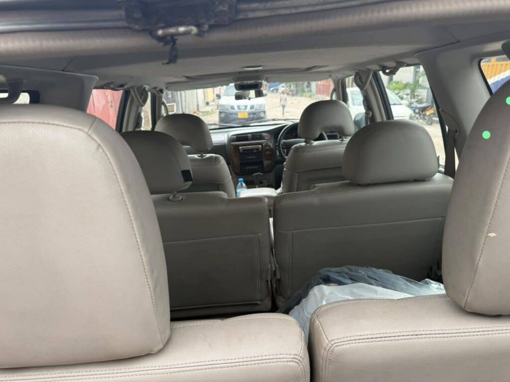 Nissan Patrol 2005 for Sale in Dar es Salaam