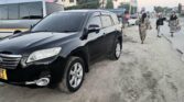 Magari Sokoni Toyota Vanguard ya Bei Poa 2010