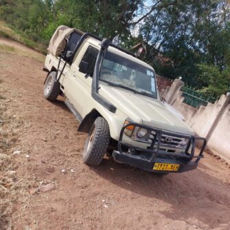 Bei Ya Toyota Land Cruiser 79 Pickup 2000 Sokoni Dar es Salaam Tanzania