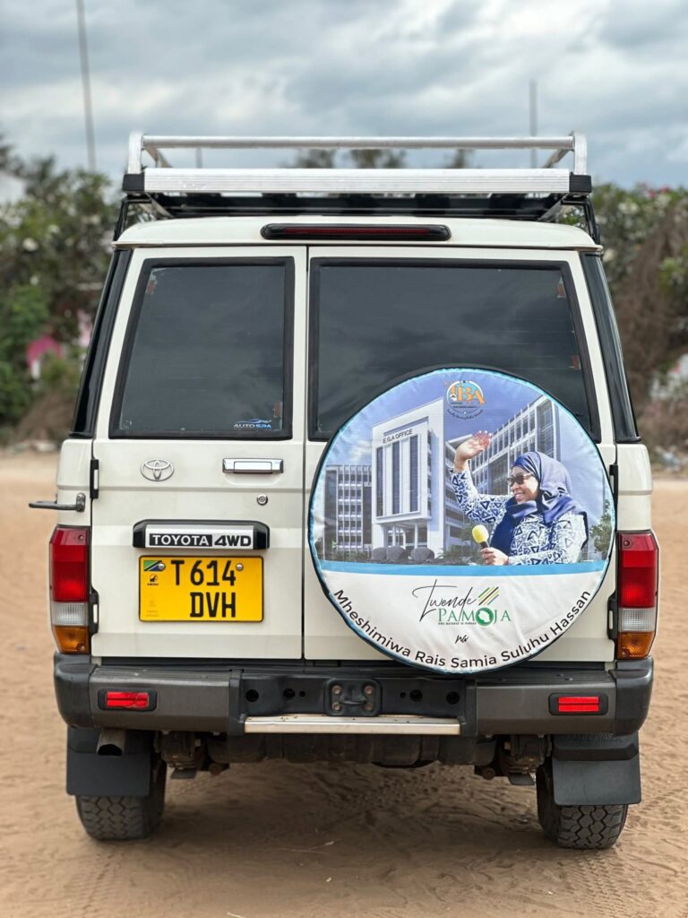Magari Used Toyota Land Cruiser 70 Series 2018 Dar es Salaam Tanzania
