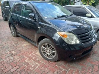 Bei Ya Toyota IST 2006 Sokoni Dar es Salaam Tanzania