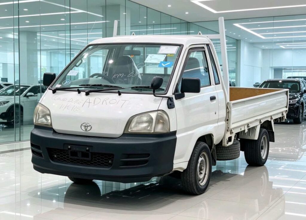 Magari Used Toyota TownAce 2004 Dar es Salaam Tanzania