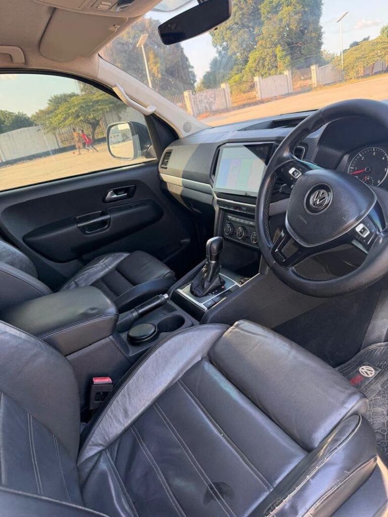 Volkswagen Amarok bei poa sokoni Dar es Salaam Tanzania