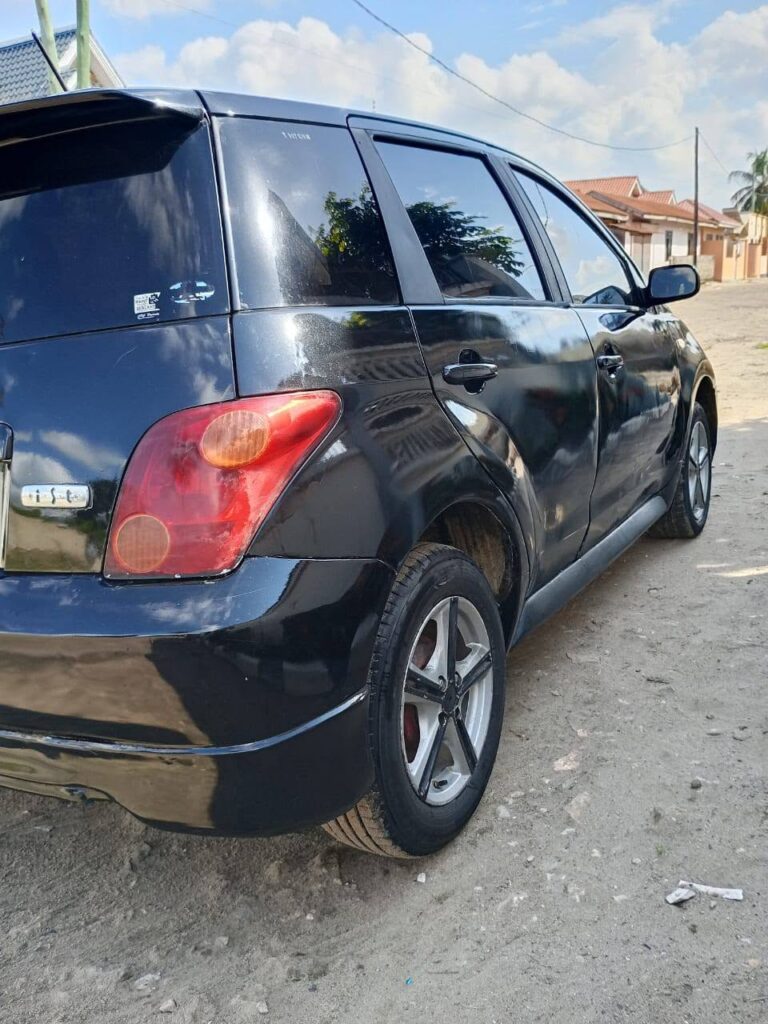 Price Of Toyota IST 2005 for Sale in Tanzania