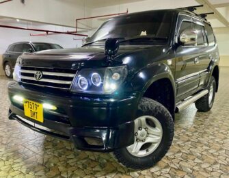 Bei Ya Toyota Land Cruiser Prado 2000 Sokoni Dar es Salaam Tanzania