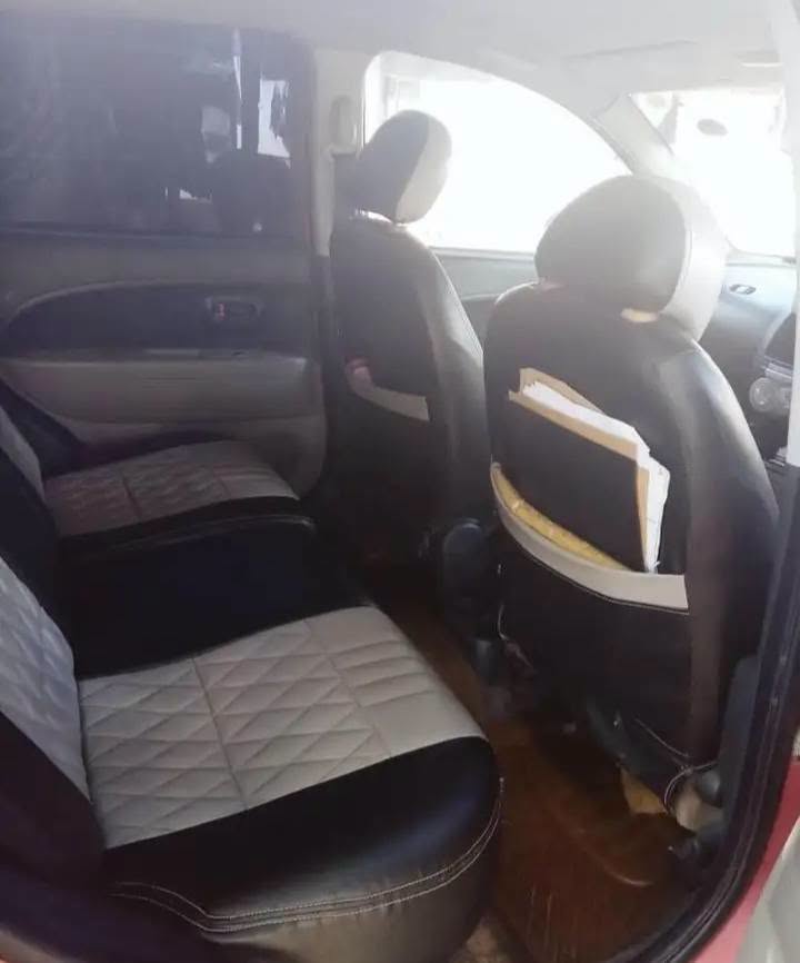 Magari Sokoni Toyota Passo ya Bei Poa 2006