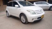 Price Toyota IST 2005 for Sale in Dar es Salaam