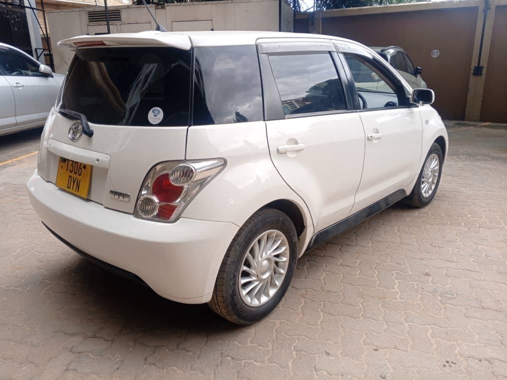 Toyota IST 2005 for Sale in Dar es Salaam