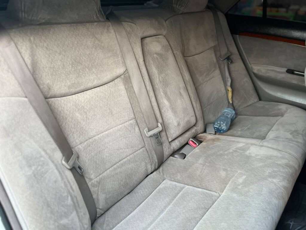 Magari Used Toyota Mark II 2000 Dar es Salaam Tanzania
