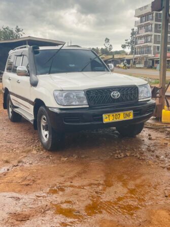 Bei Ya Toyota Land Cruiser V8 2003 Sokoni Iringa Tanzania