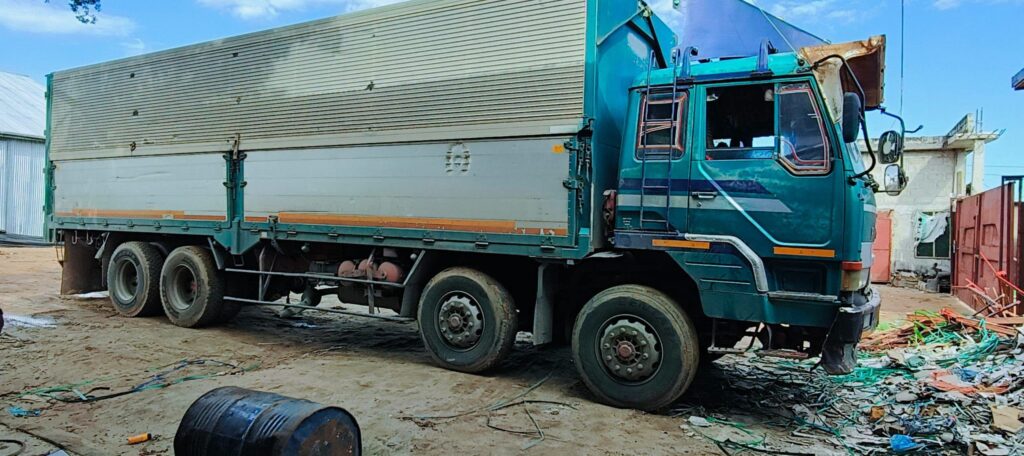 Isuzu Giga 1998 for Sale in Dar es Salaam
