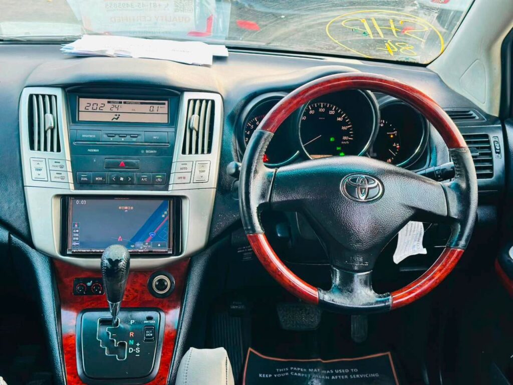 Magari Harrier 2007 lipo Dar es Salaam