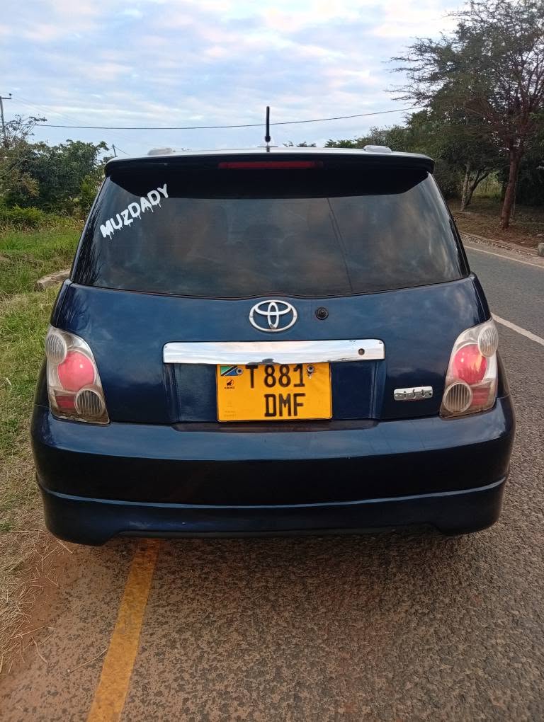 Buy Toyota IST 2005 for Sale in Tanga