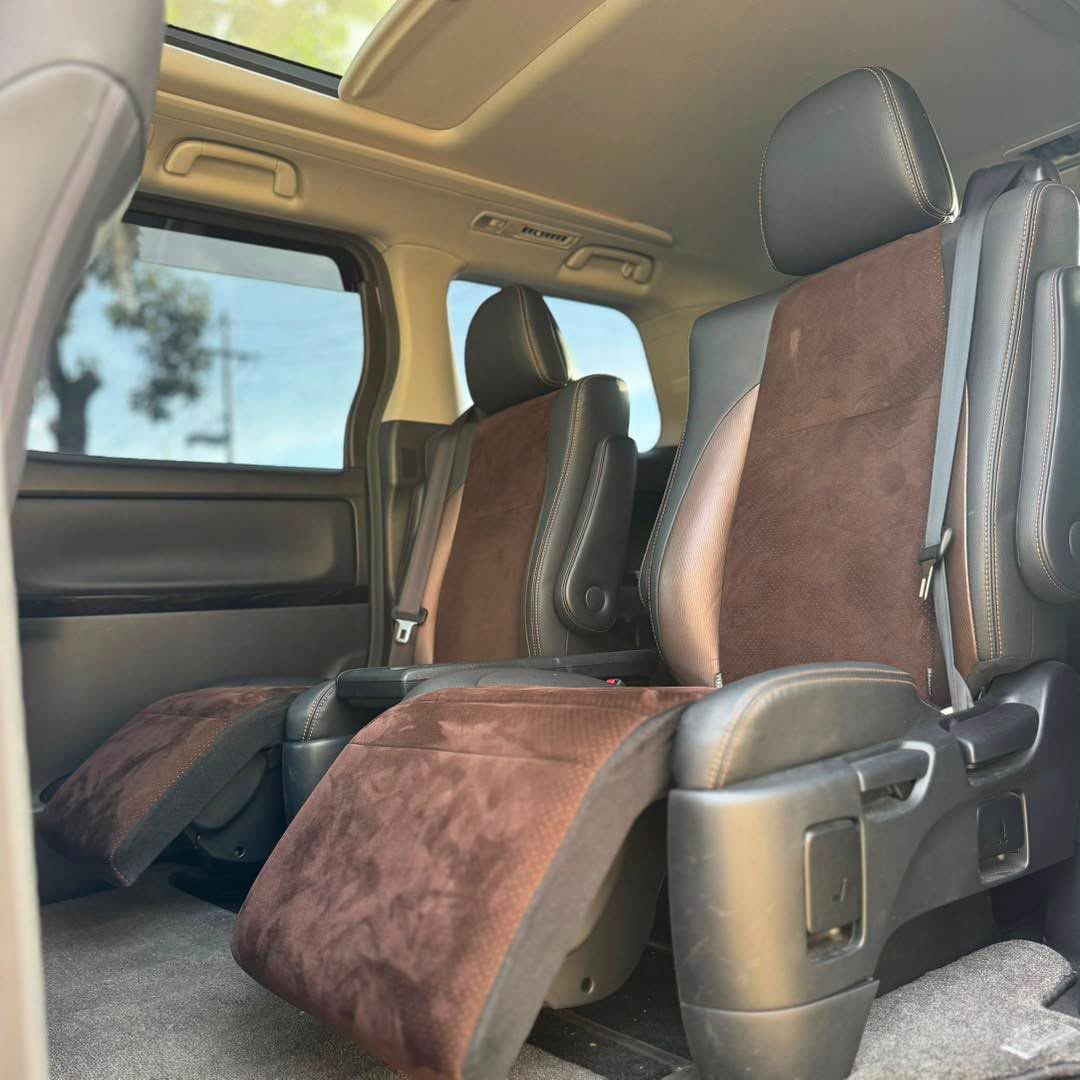 Toyota Alphard bei poa sokoni Dar es Salaam Tanzania