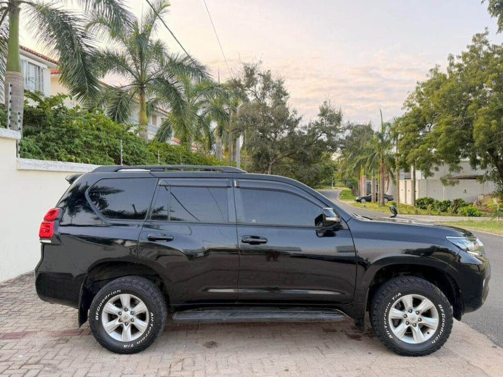 Toyota Land Cruiser Prado 2014 for Sale in Dar es Salaam