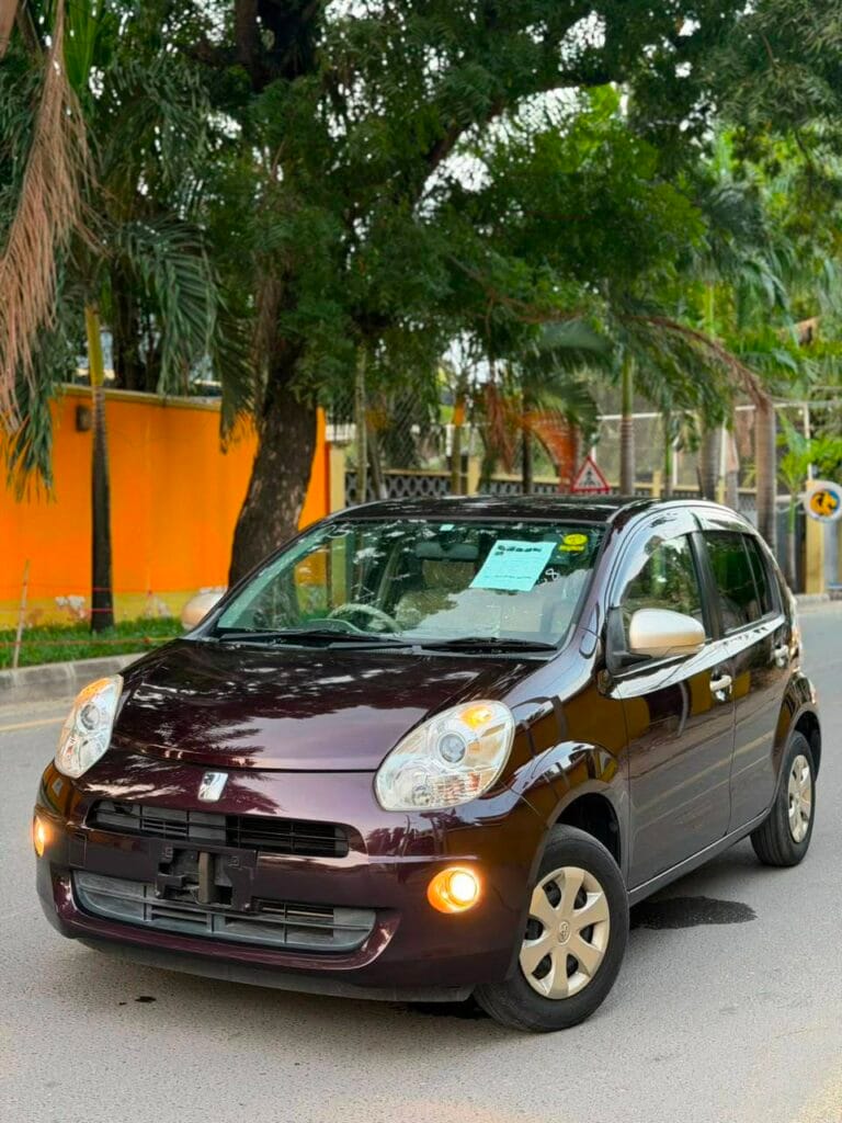 Magari Passo 2011 lipo Dar es Salaam