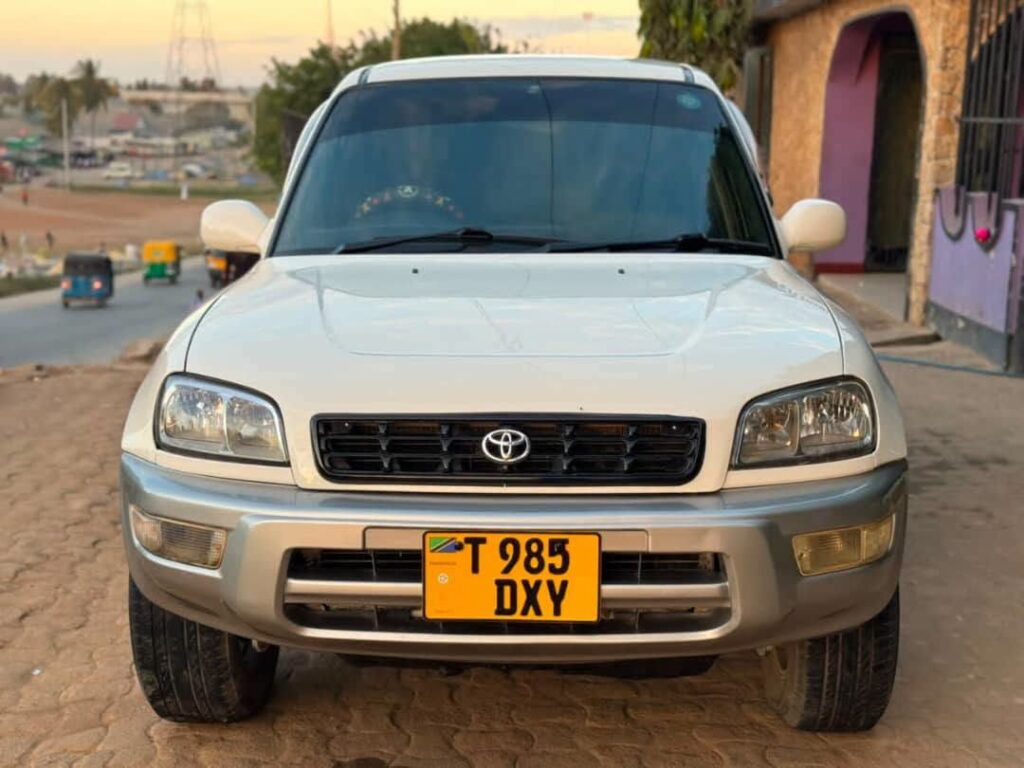Bei ya Toyota Rav4 2000 Sokoni Dar es Salaam Tanzania