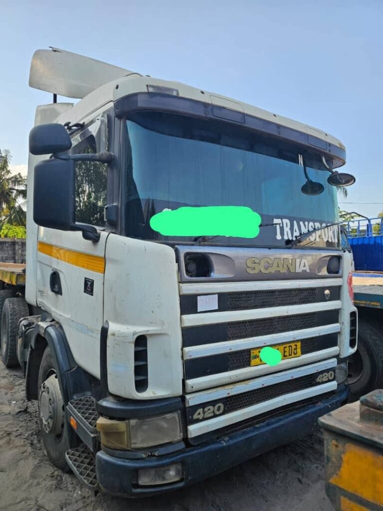 Magari 124 2000 lipo Dar es Salaam