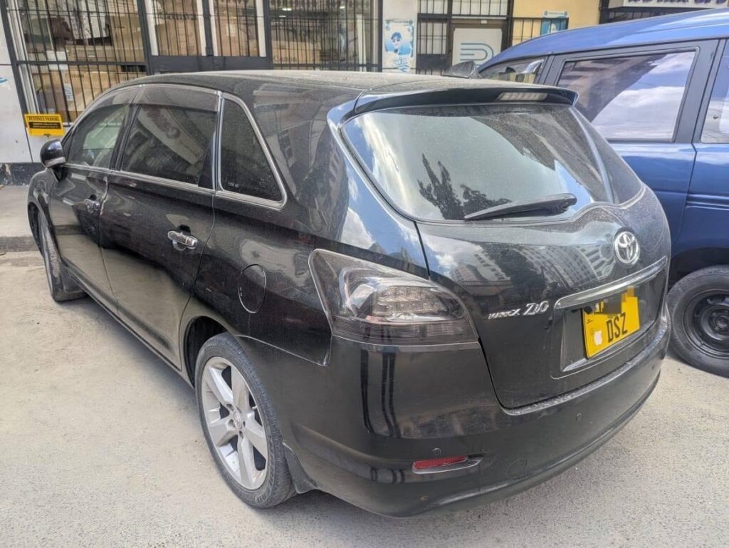 Toyota Mark X Zio 2010 for Sale in Dar es Salaam