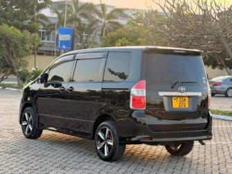Price of Used Toyota Noah 2017 for Sale in Arusha Tanzania