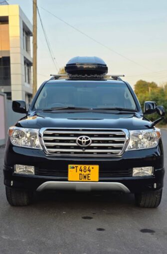 Bei Ya Toyota Land Cruiser V8 2008 Sokoni Dar es Salaam Tanzania