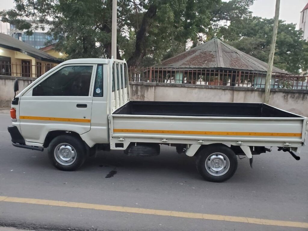 Price Of Toyota TownAce 1998 for Sale in Tanzania