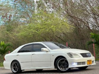 Bei Ya Toyota Crown 2004 Sokoni Dar es Salaam Tanzania