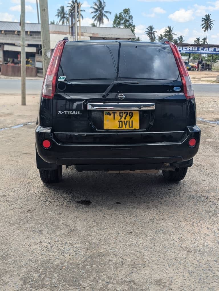 Price Nissan X-Trail 2005 for Sale in Dar es Salaam