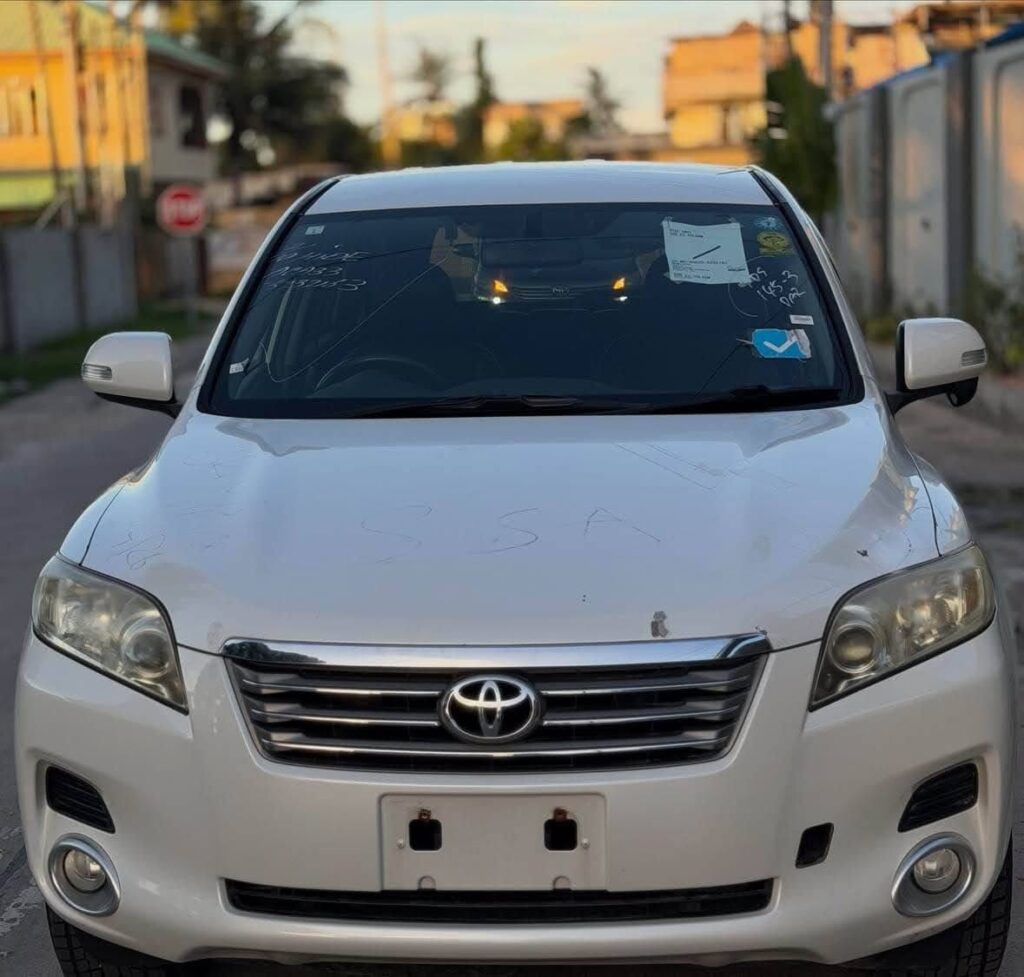 Bei ya Toyota Vanguard 2009 Sokoni Dar es Salaam Tanzania