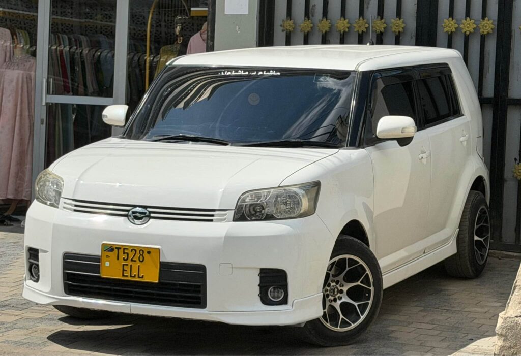 Magari Used Toyota Rumion 2009 Dar es Salaam Tanzania