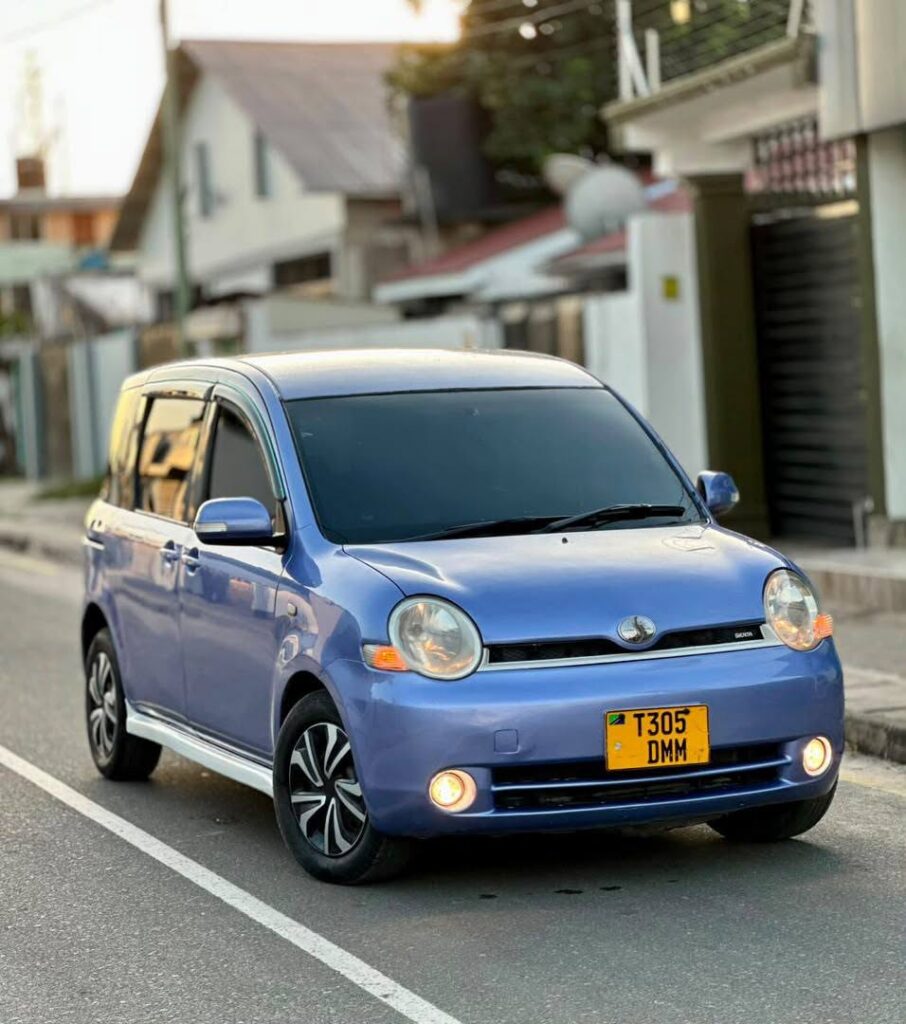 Price Of Toyota Sienta 2005 for Sale in Tanzania
