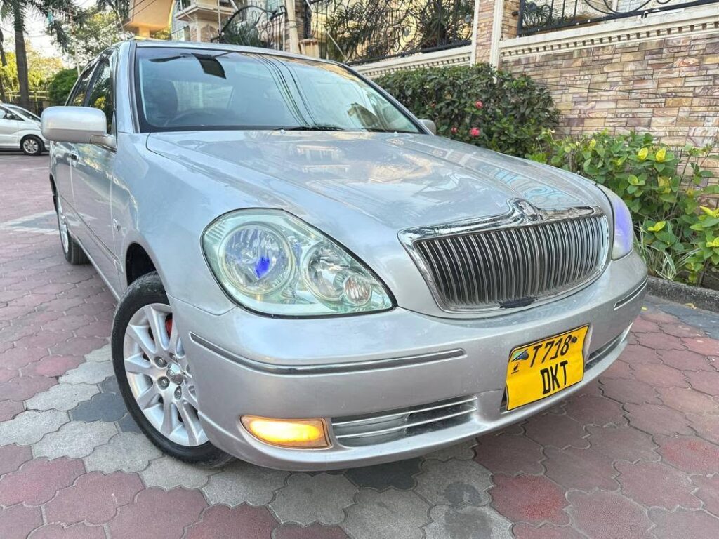 Magari Sokoni Toyota Brevis ya Bei Poa 2004