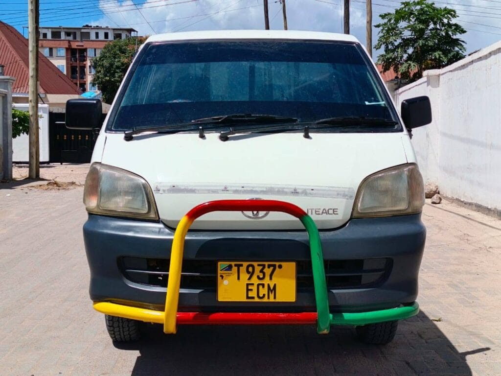 Bei ya Toyota TownAce 2000 Sokoni Dar es Salaam Tanzania