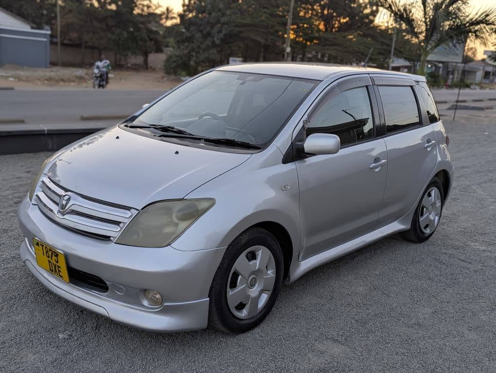 Buy Toyota IST 2005 for Sale in Dar es Salaam