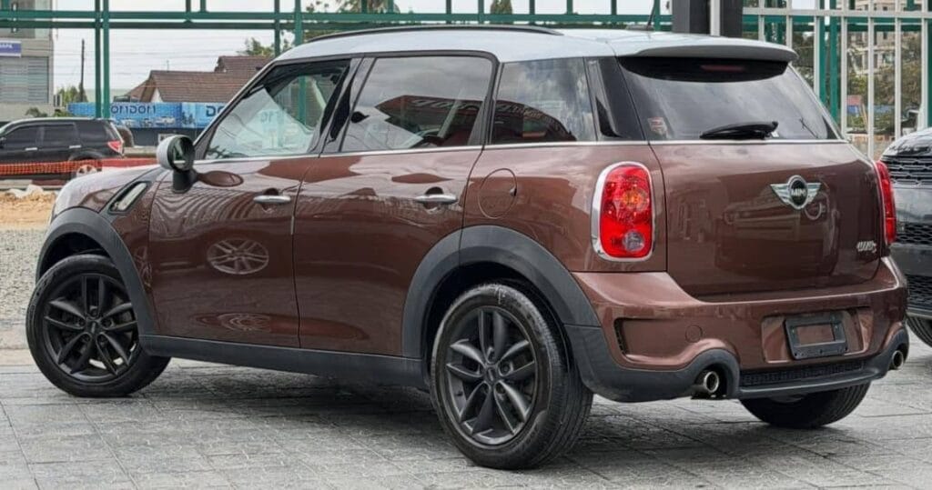 Magari Sokoni Mini Countryman Cooper S ya Bei Poa 2013
