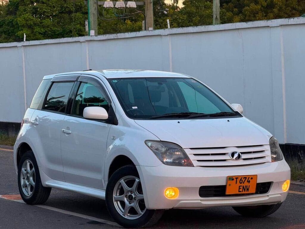 Price Of Toyota IST 2005 for Sale in Tanzania