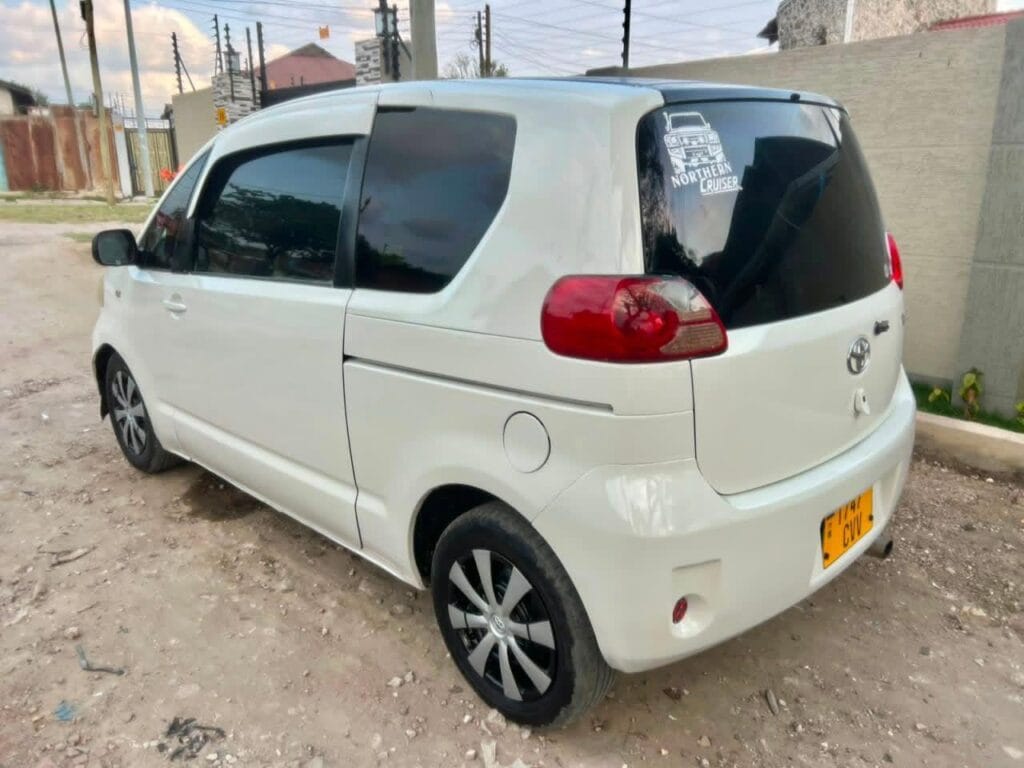 Magari Porte 2008 lipo Dar es Salaam